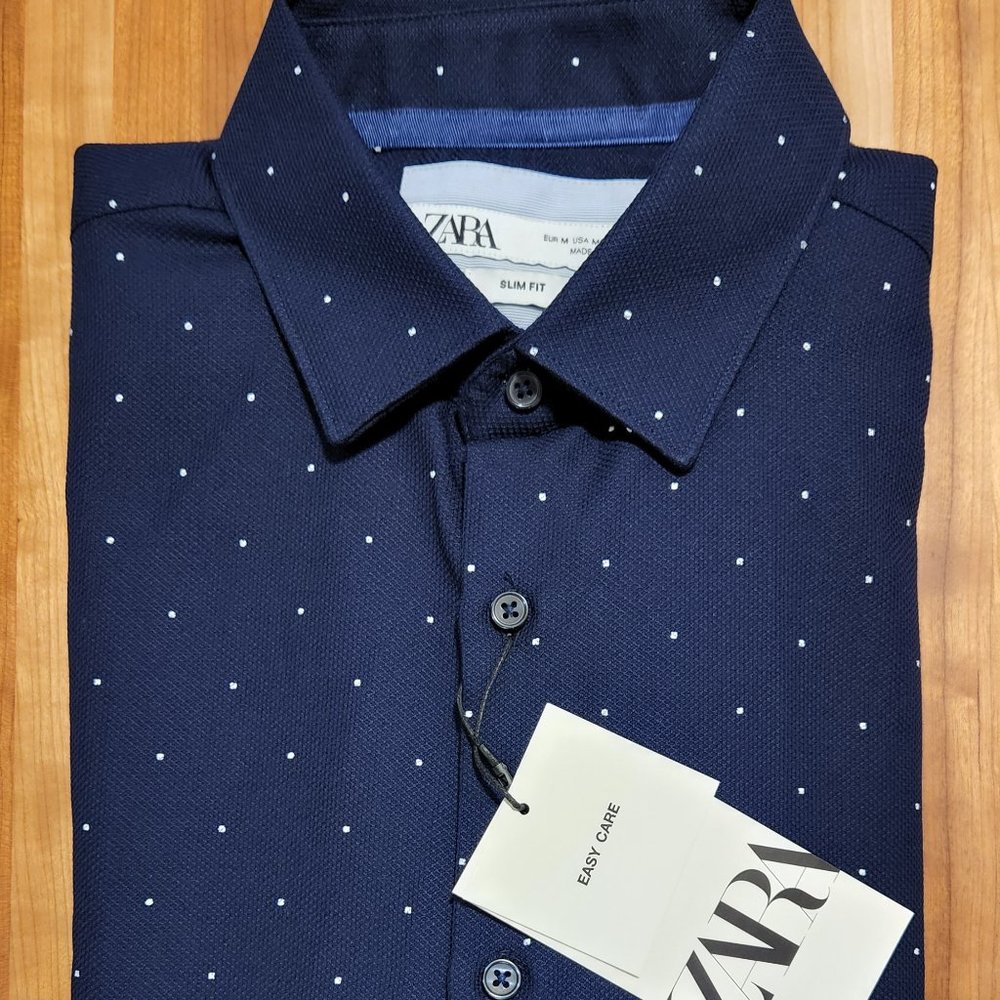 Zara Men's Easy Care Long Sleeve Button Down, Size M